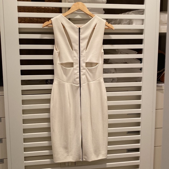 Narciso Rodriguez White Bodycon Dress with zipper along back - Picture 2 of 3